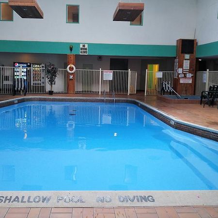 Best Value Inn & Suites Parry Sound Exterior foto