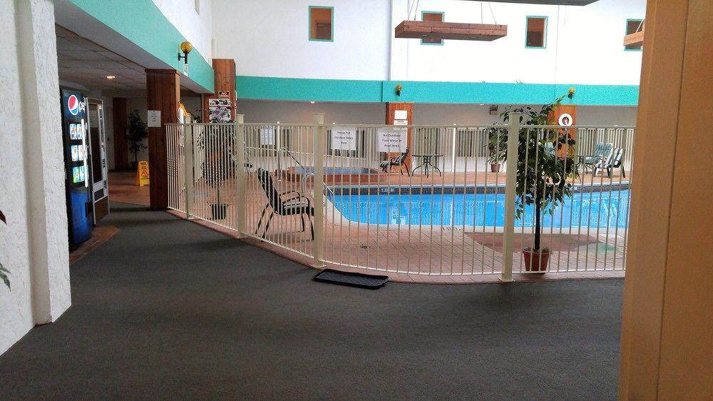 Best Value Inn & Suites Parry Sound Exterior foto