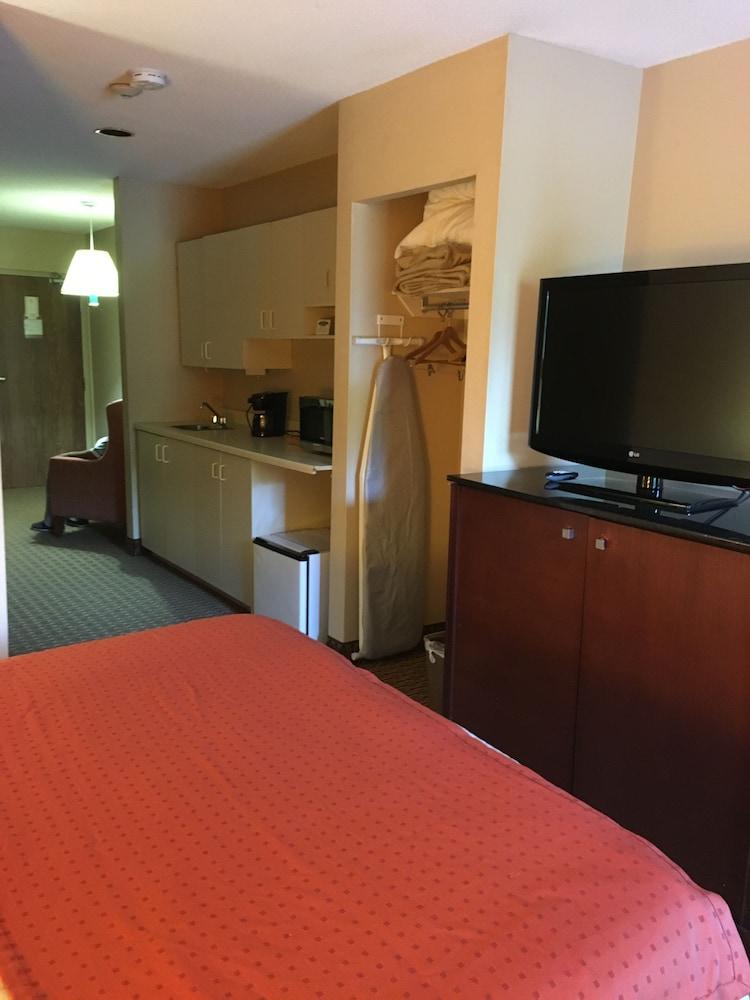 Best Value Inn & Suites Parry Sound Exterior foto