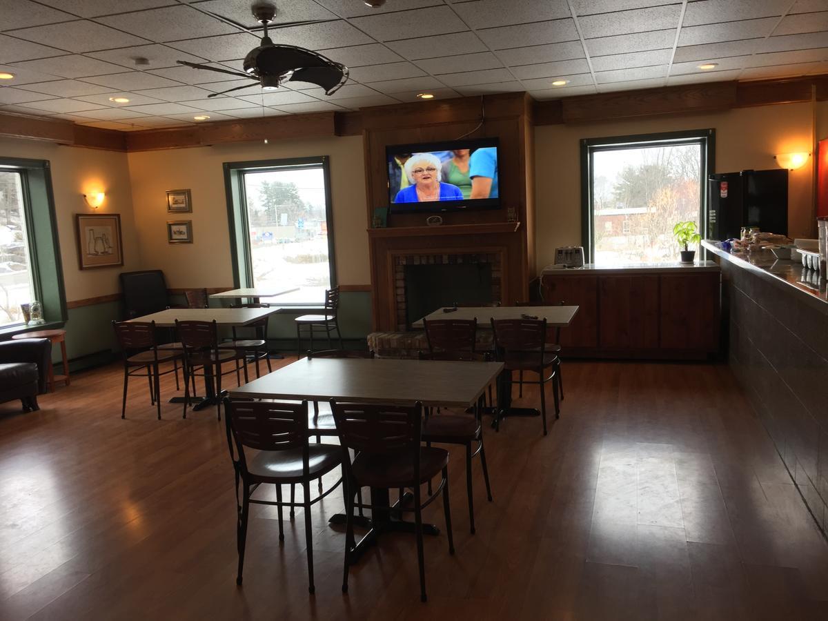 Best Value Inn & Suites Parry Sound Exterior foto