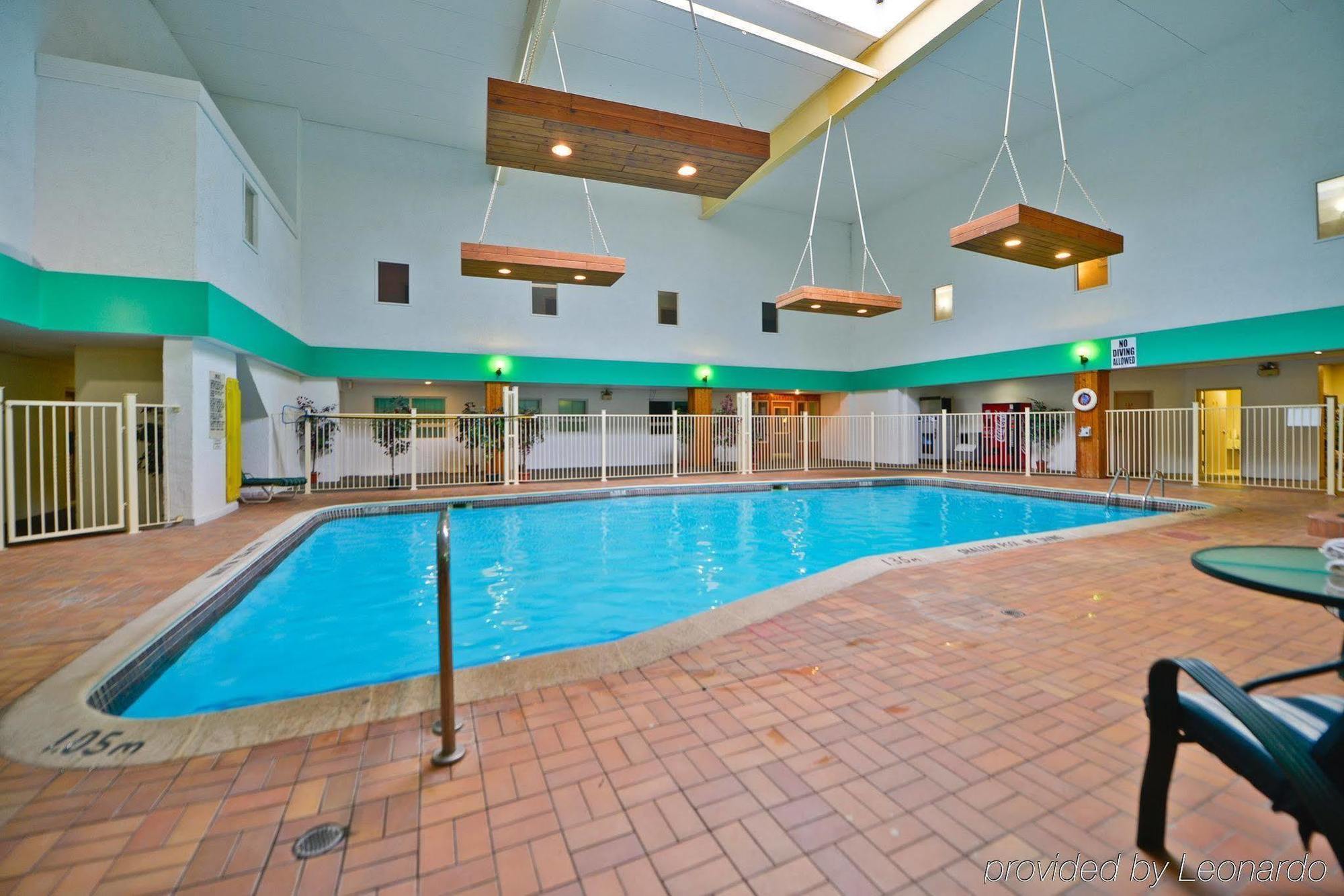 Best Value Inn & Suites Parry Sound Exterior foto