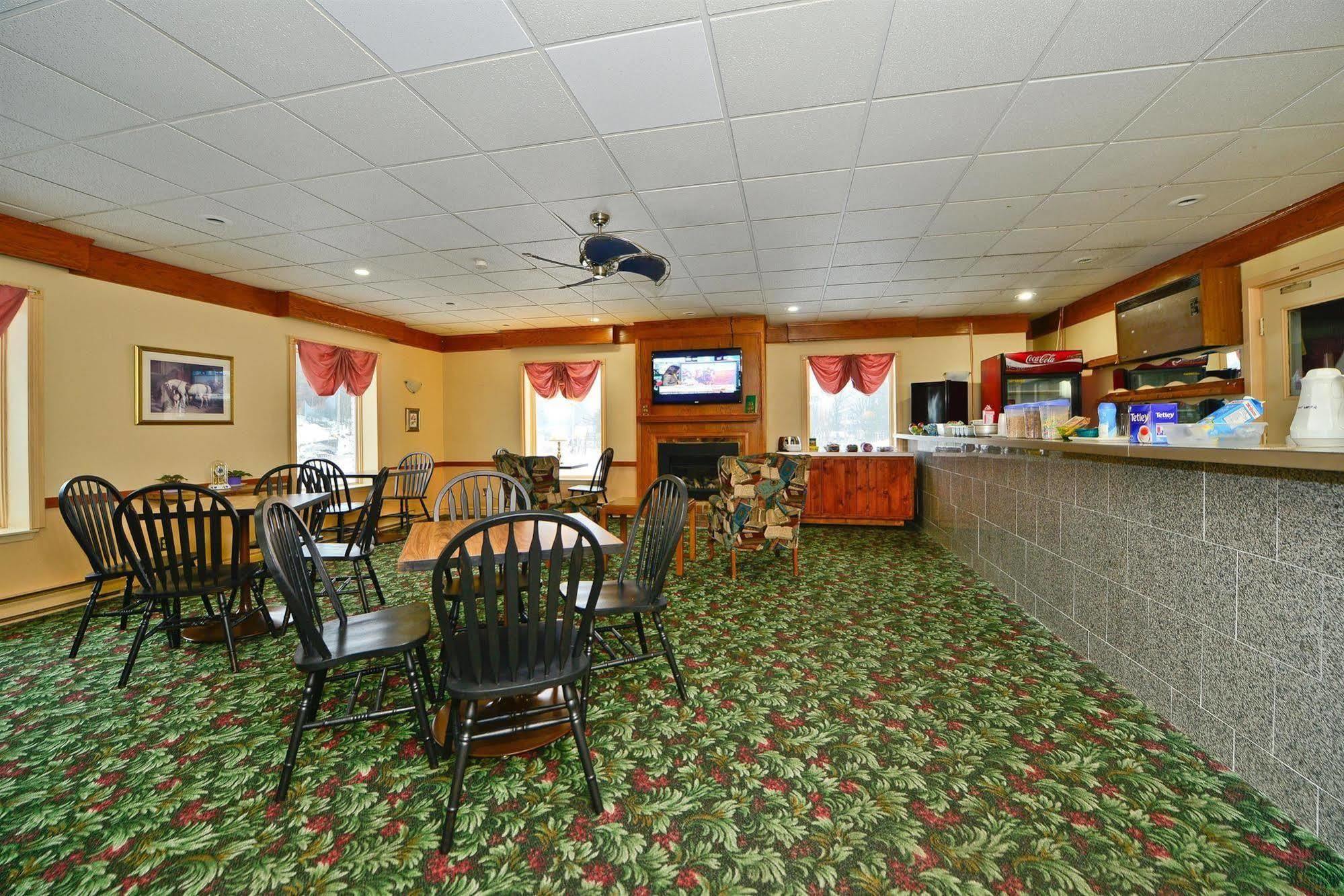 Best Value Inn & Suites Parry Sound Exterior foto