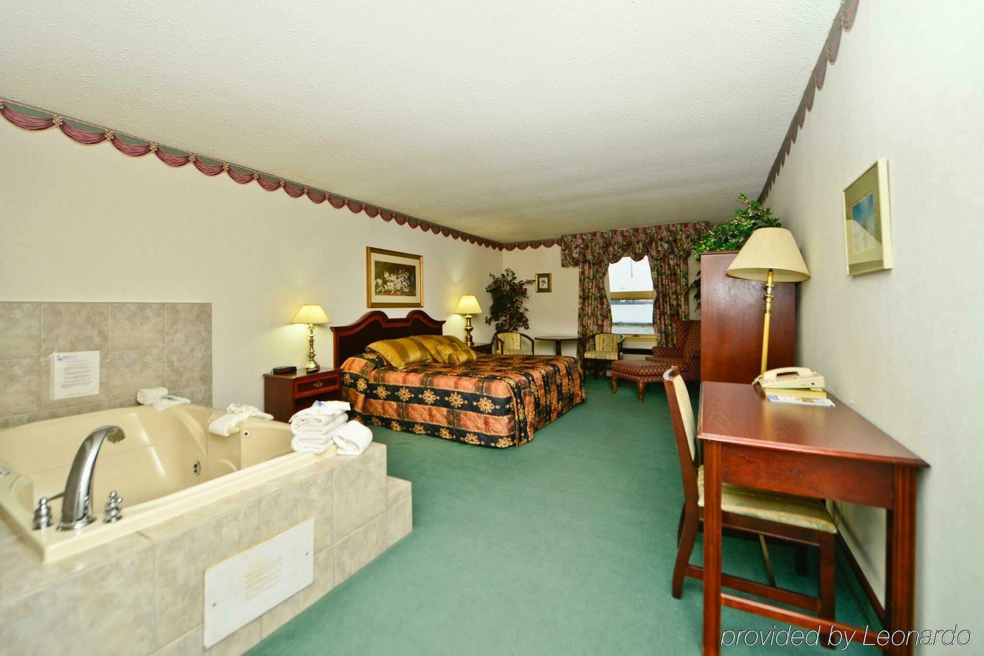 Best Value Inn & Suites Parry Sound Exterior foto